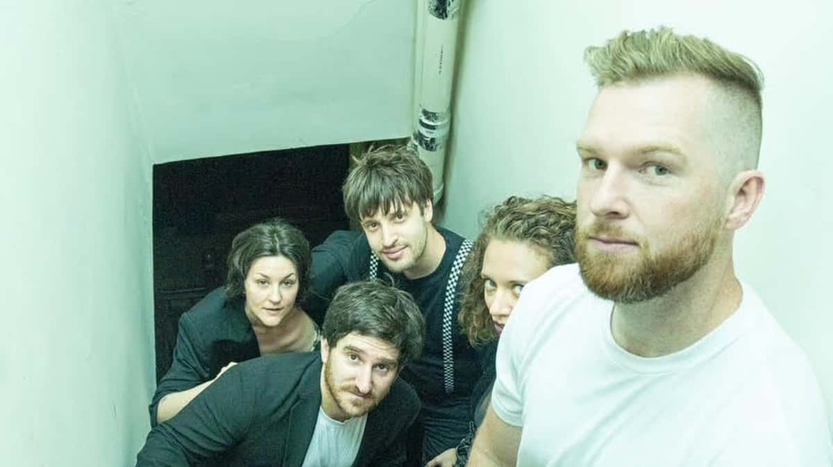 Manic Honey w/ Turning Birds & Dutch Cove