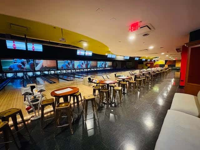 10pin Bowling Lounge