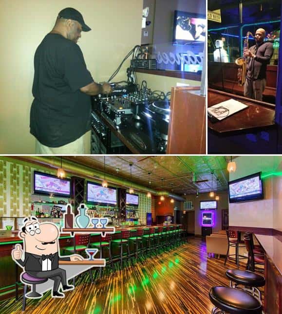 Frances Cocktail Lounge