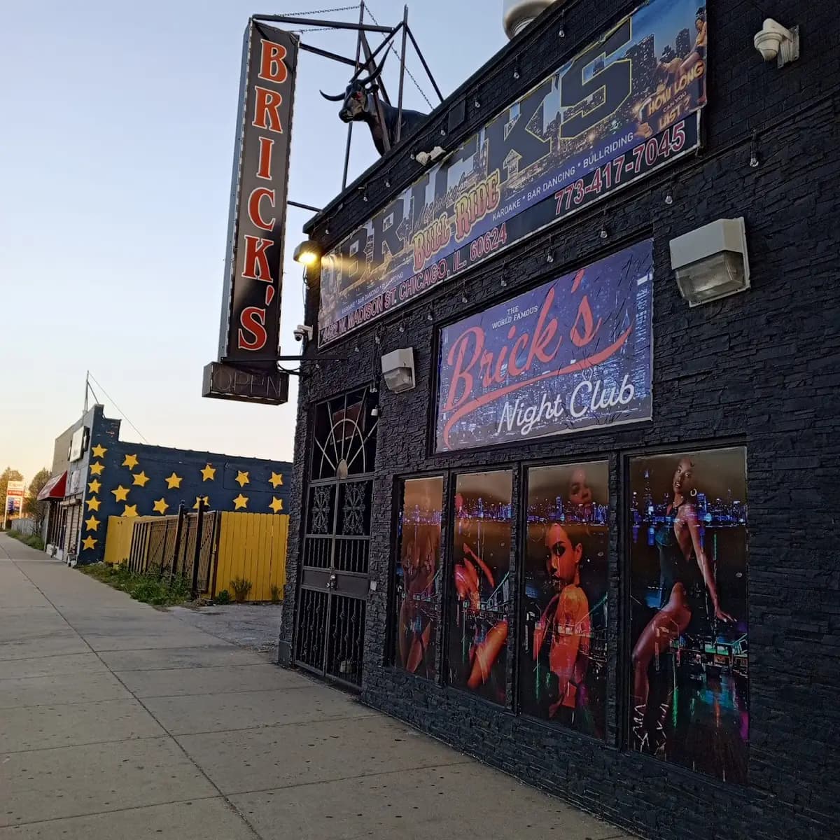 Brick's Night Club 2