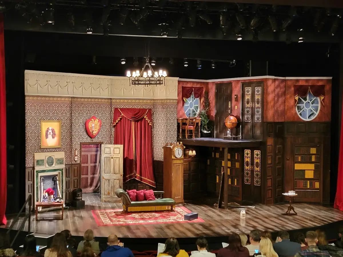 Broadway Playhouse at Water Tower Place 2