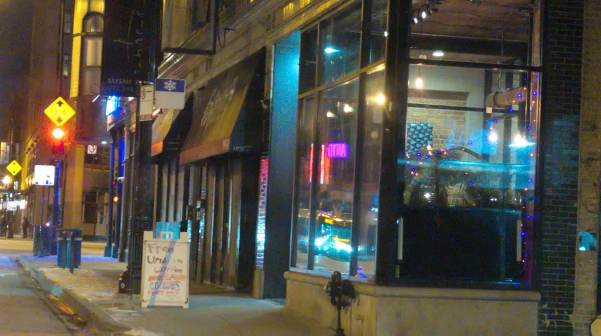 Chi'Tiva Lounge - Wicker Park 2