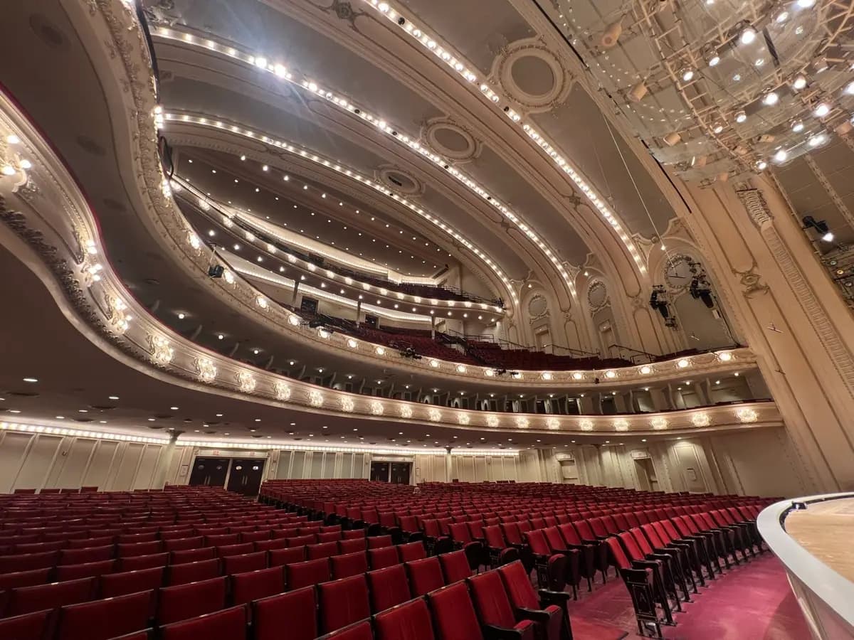 Orchestra Hall - IL 2