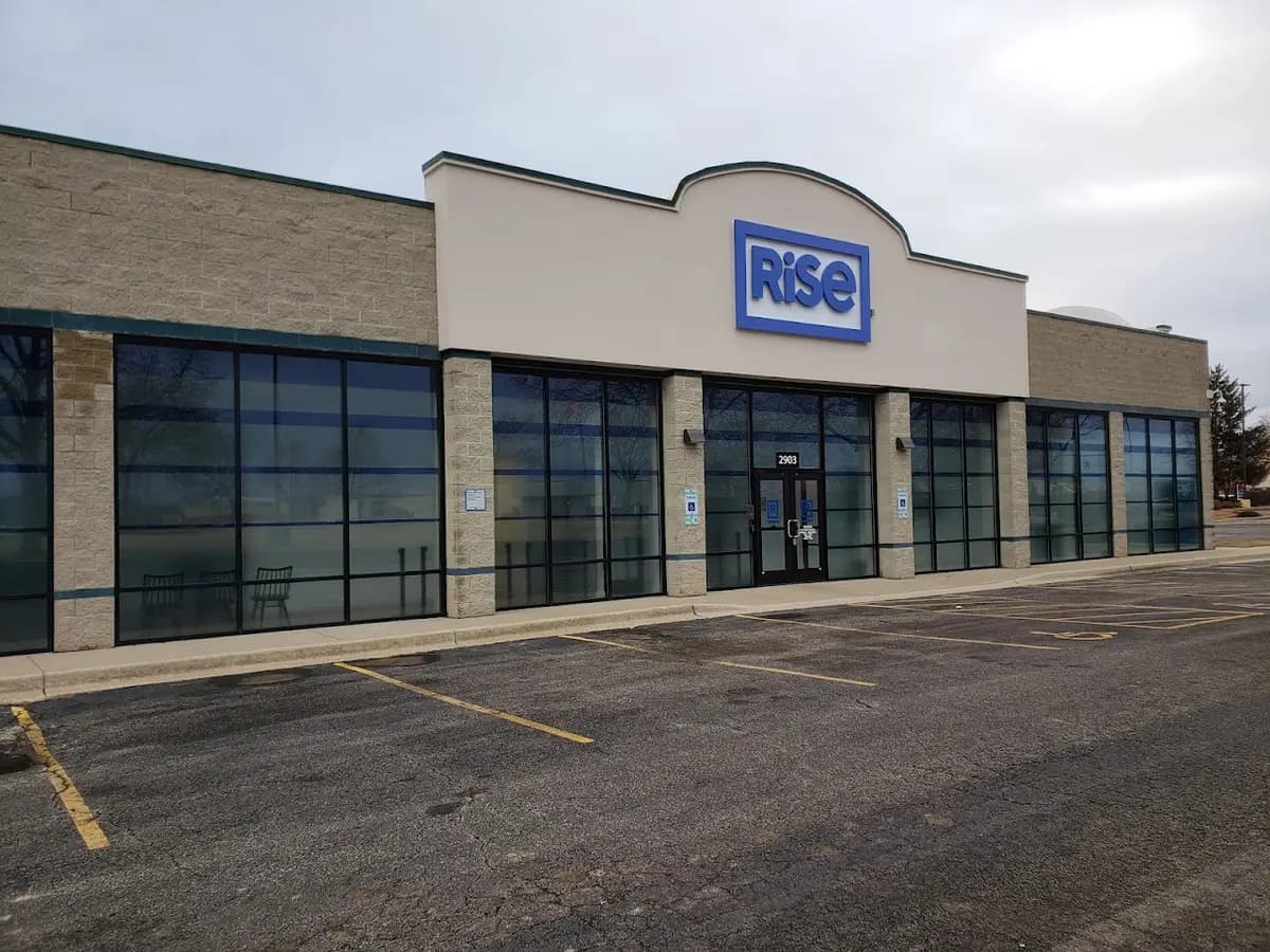 RISE Dispensary - Joliet 2
