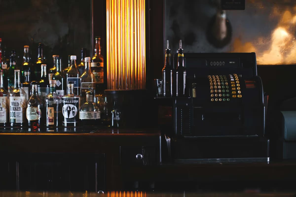 Sportsman's Club 1