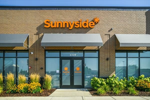 Sunnyside Cannabis Dispensary - Schaumburg 1