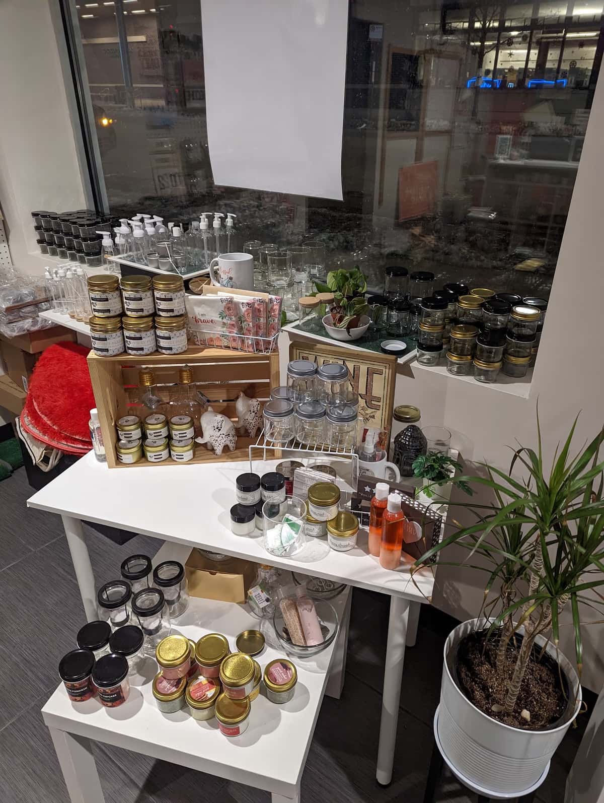 Above Average DIY Candle Studio