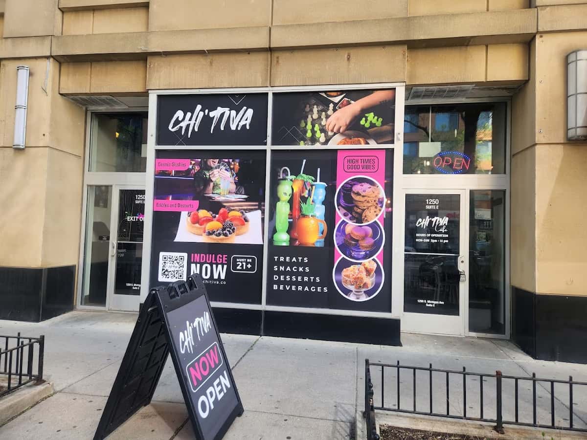 Chi'Tiva Lounge - South Loop