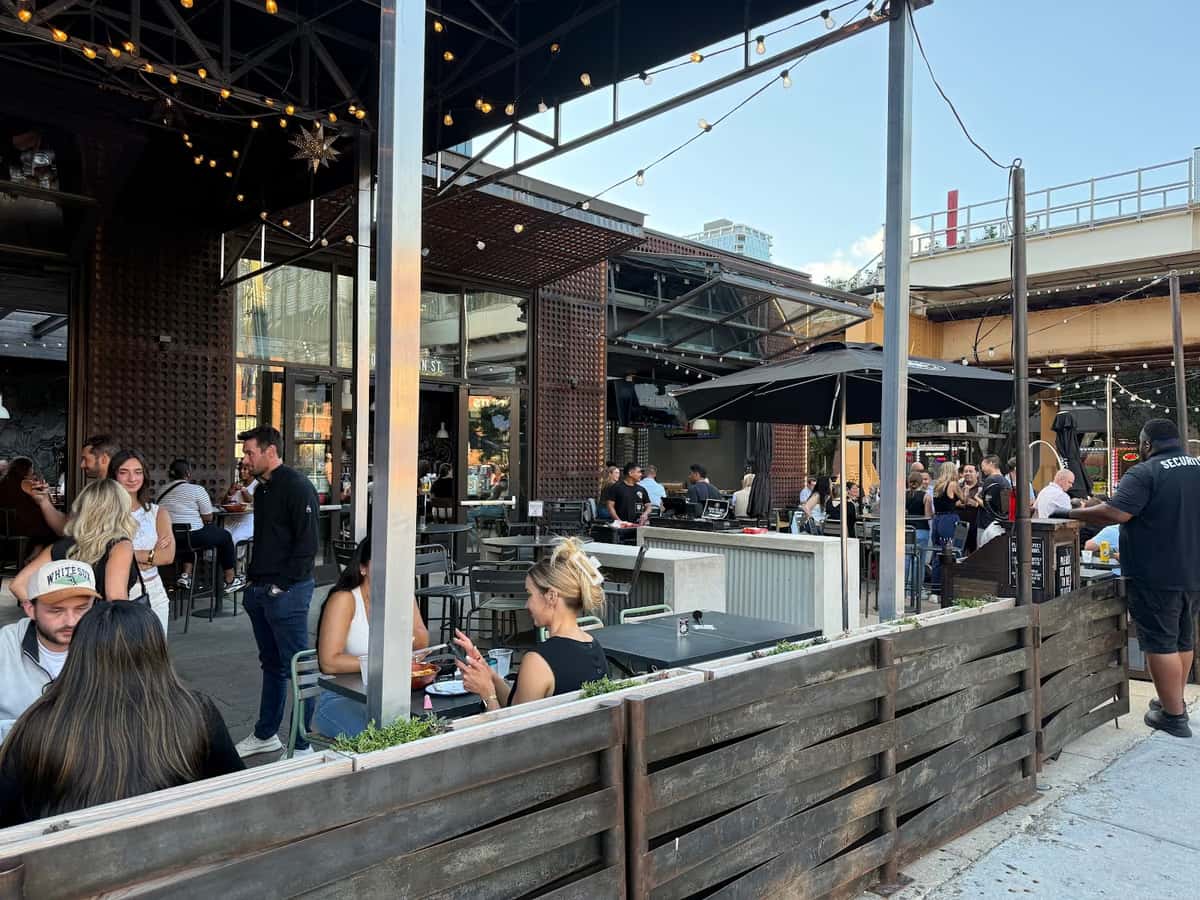 Federales Tacos & Tequila - Fulton Market