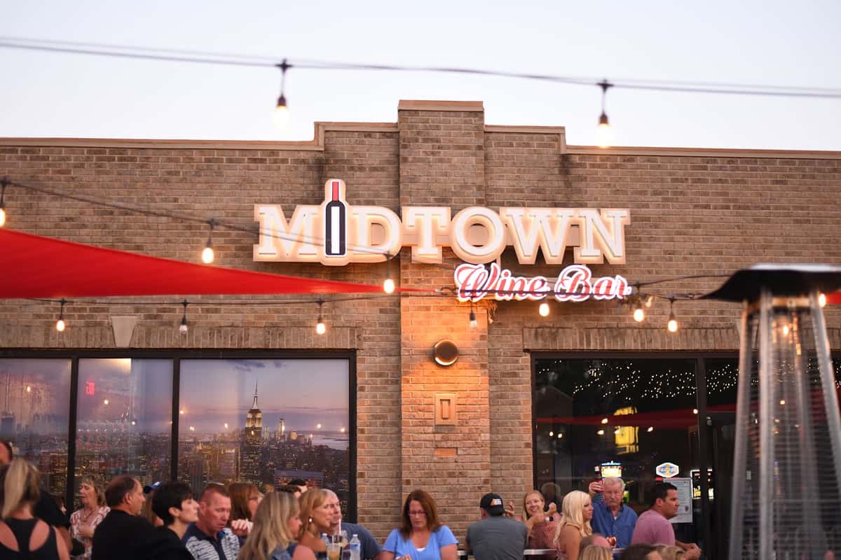 Midtown Bar & Grill