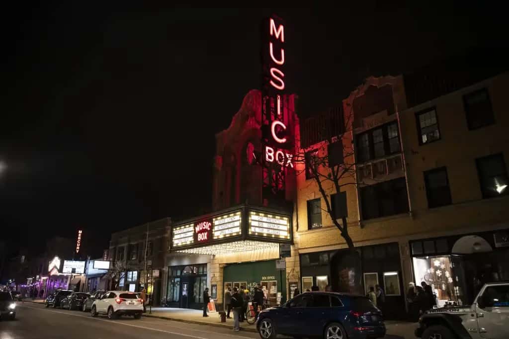 Shedd Aquarium Presents “Jaws” Screening at Music Box Theatre